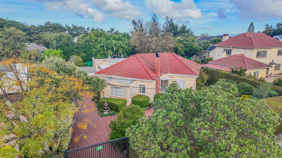 3 Bedroom Property for Sale in Pinelands Western Cape